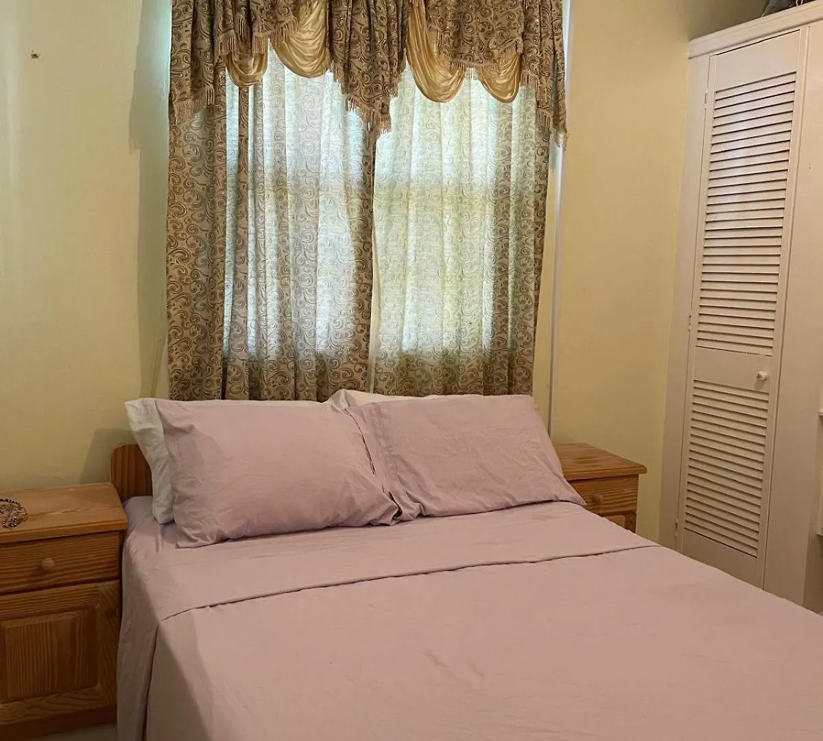 Sasha'S Holiday Home Oistins Barbados Christ Church