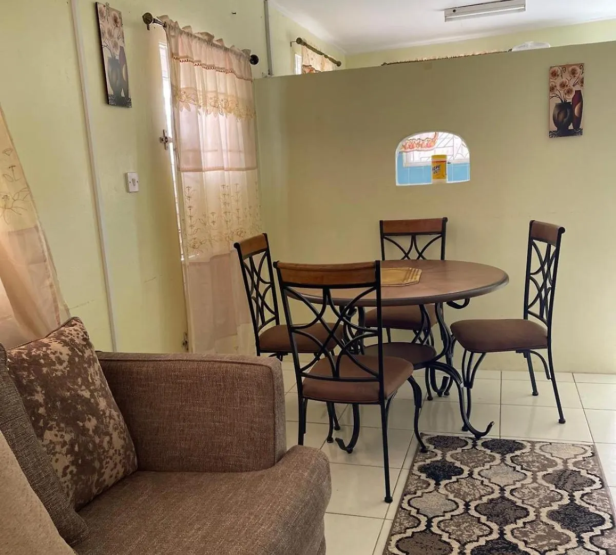 Sasha'S Holiday Home Oistins Barbados Christ Church 0*,  Barbados